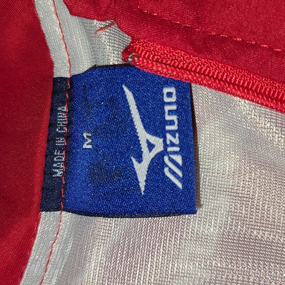 Red Mizuno pullover💌 - Picture 8 of 8